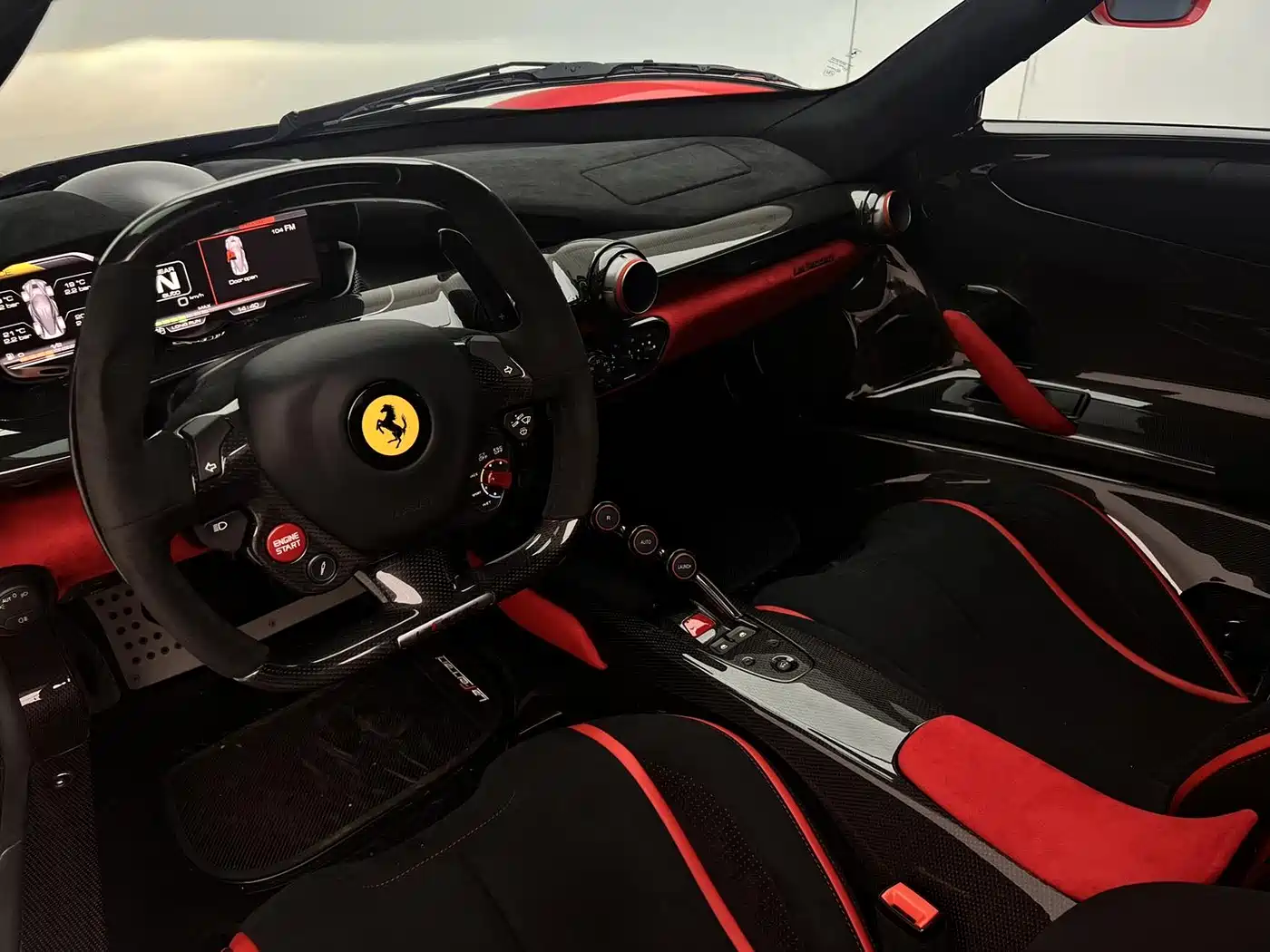 Ferrari LaFerrari 2015 2014 6.3L Standard Edition