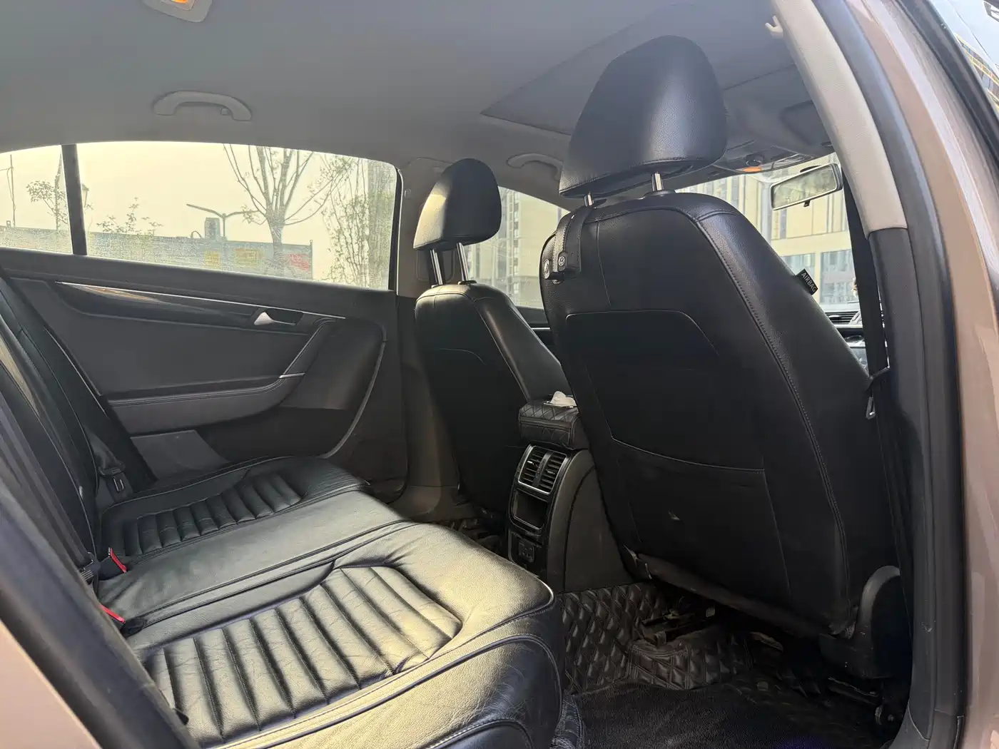 Volkswagen Magotan 2012 1.8TSI Luxury фото 10