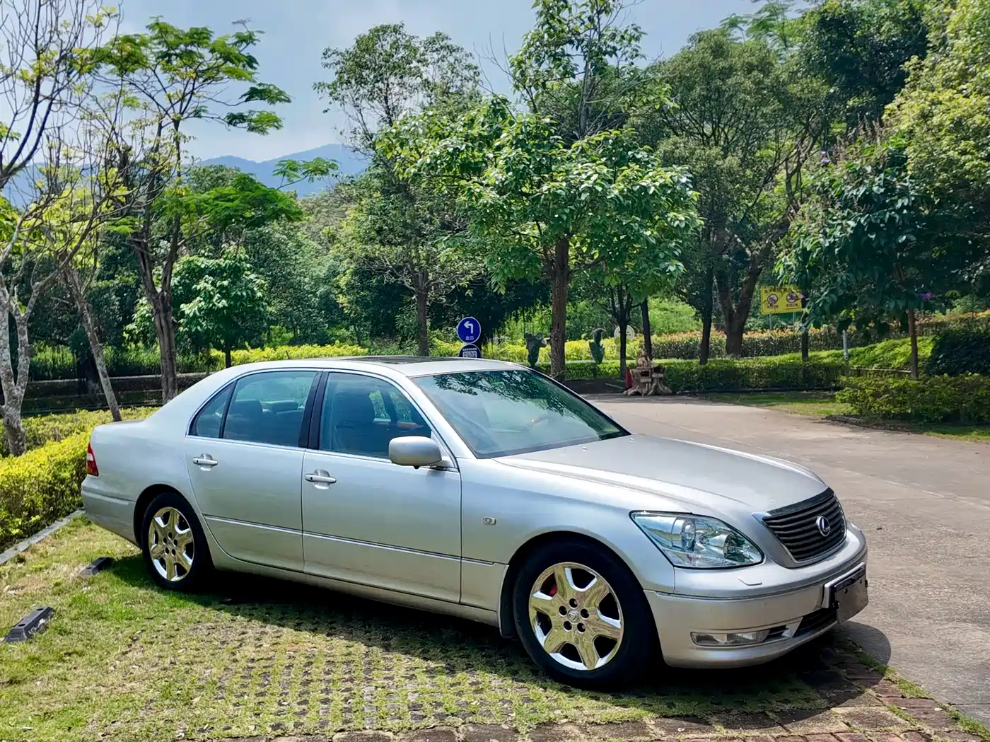 Lexus LS 2005 2005 430