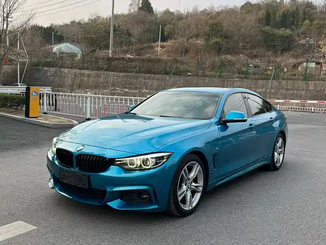 BMW 4 SERIES