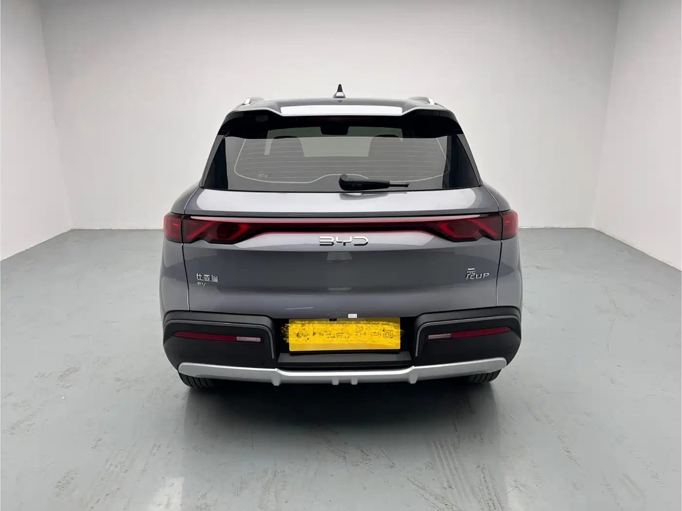 BYD Yuan UP 2024 401KM Surpass Edition фото 5