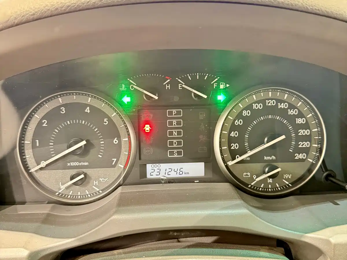 Toyota Land Cruiser (Import) 2017