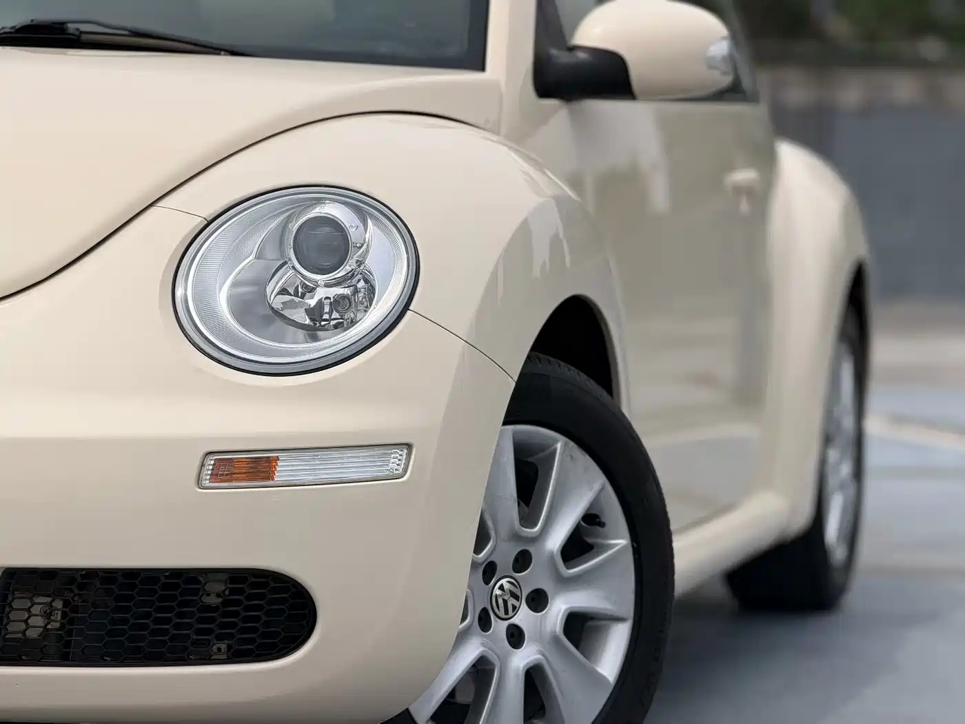 Volkswagen Beetle 2010 Model 1.6 AT фото 3