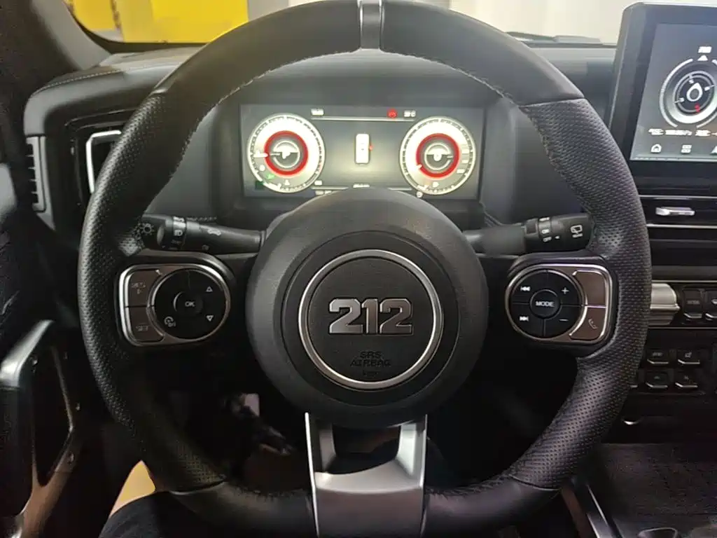 212 T01 2024 2024 2.0T Mechanic