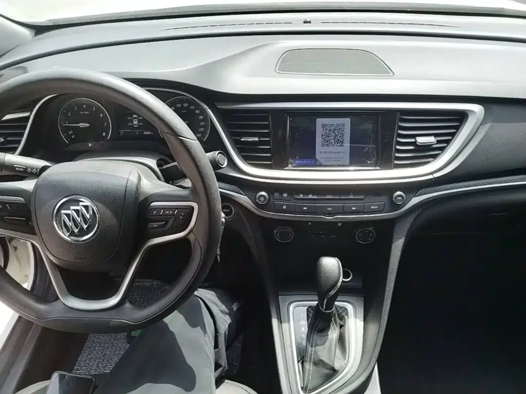 Фото 10 - Buick Excelle