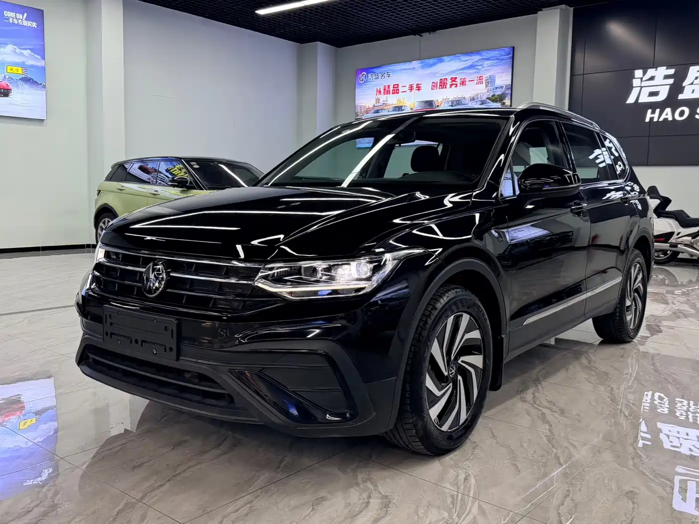 Volkswagen Tiguan L 2024 Outstanding 300TSI Auto 2WD Dragon Soaring Edition