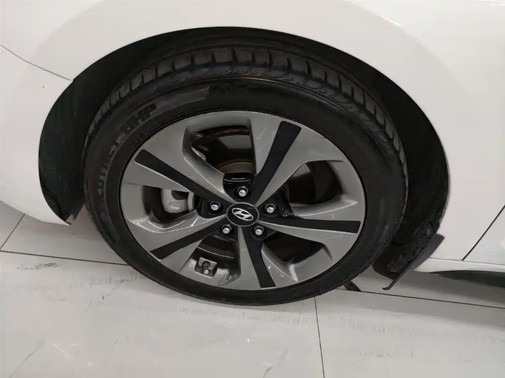 Hyundai Fista 2019 280TGDi Smart Speed Edition China VI фото 20