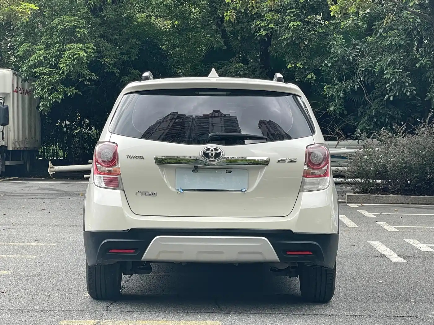 2016 Toyota E'Z