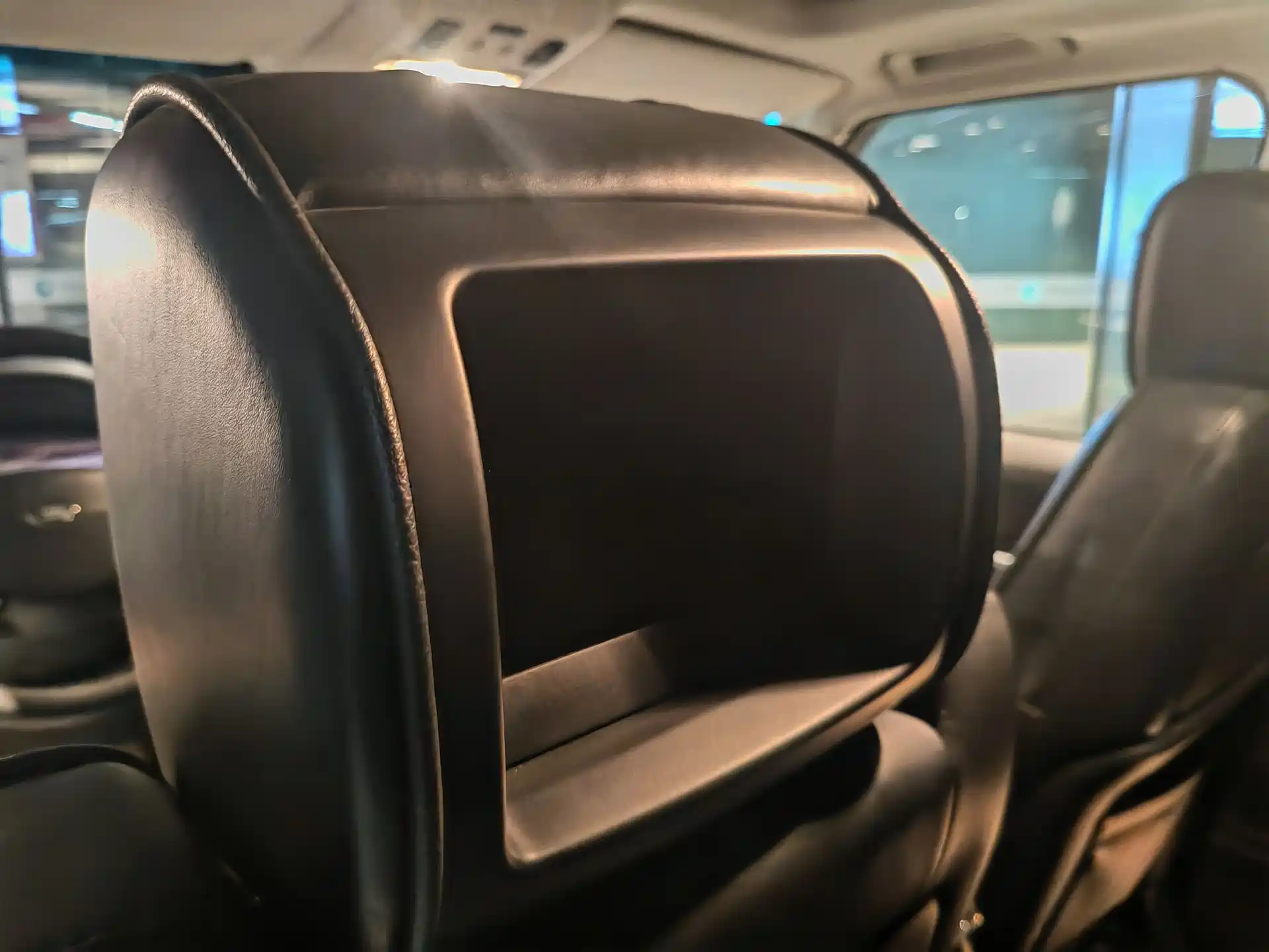 Photo 12 - Land Rover Range Rover