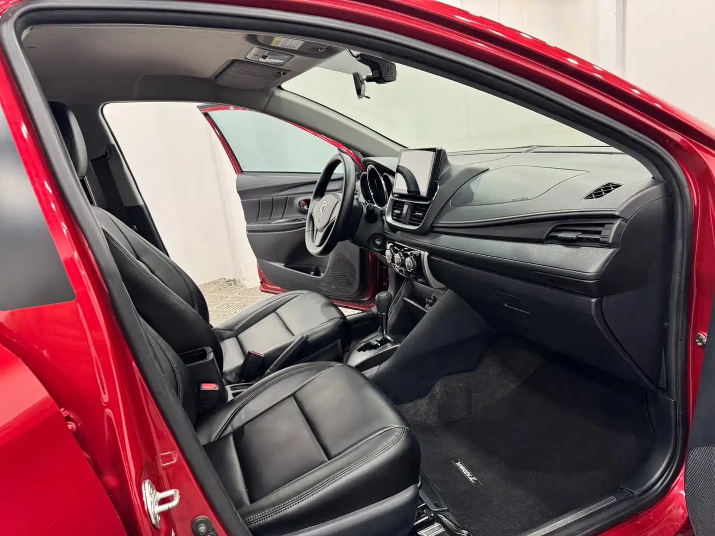 Toyota YARiS L Zhi Xuan 2022 Zhi Xuan X 1.5L CVT Leading PLUS Edition фото 4