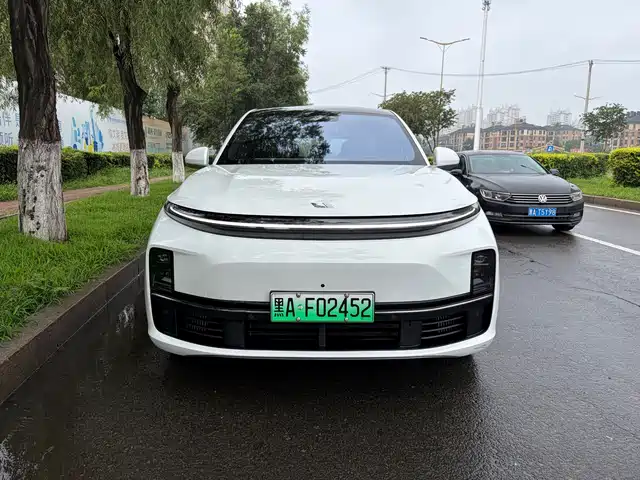 Li Auto L7 2024