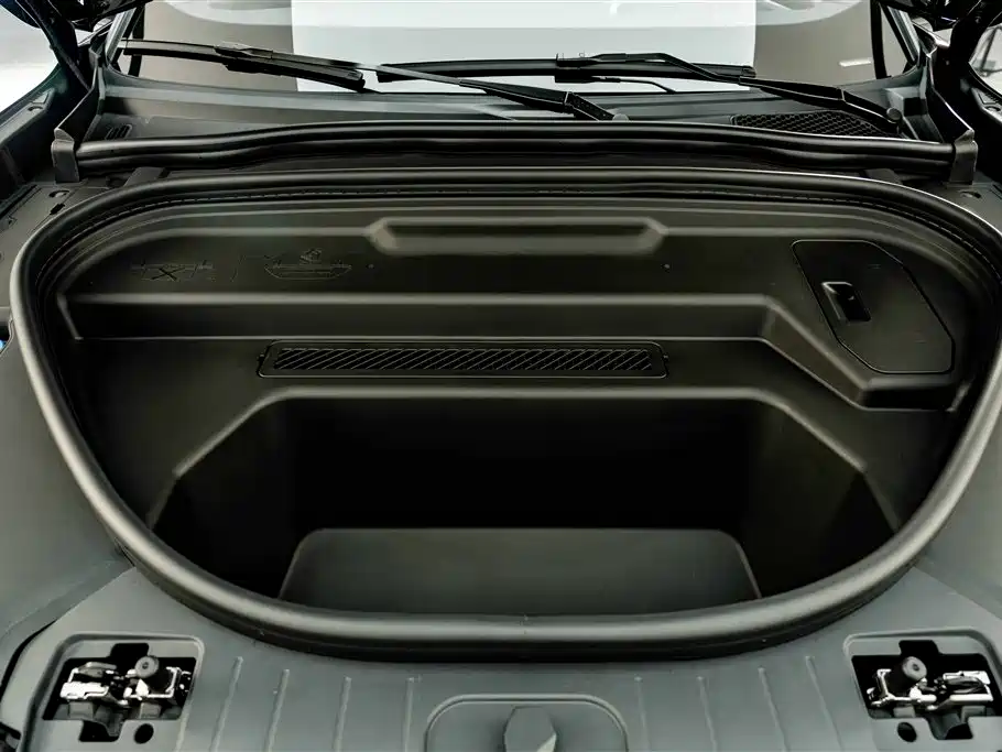 Audi Q6L e-tron 2025 2025 Model Pioneer Edition