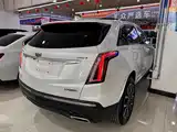 Photo 9 - Cadillac XT5