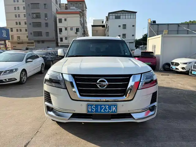  Nissan Patrol 2018 4.0L Flagship