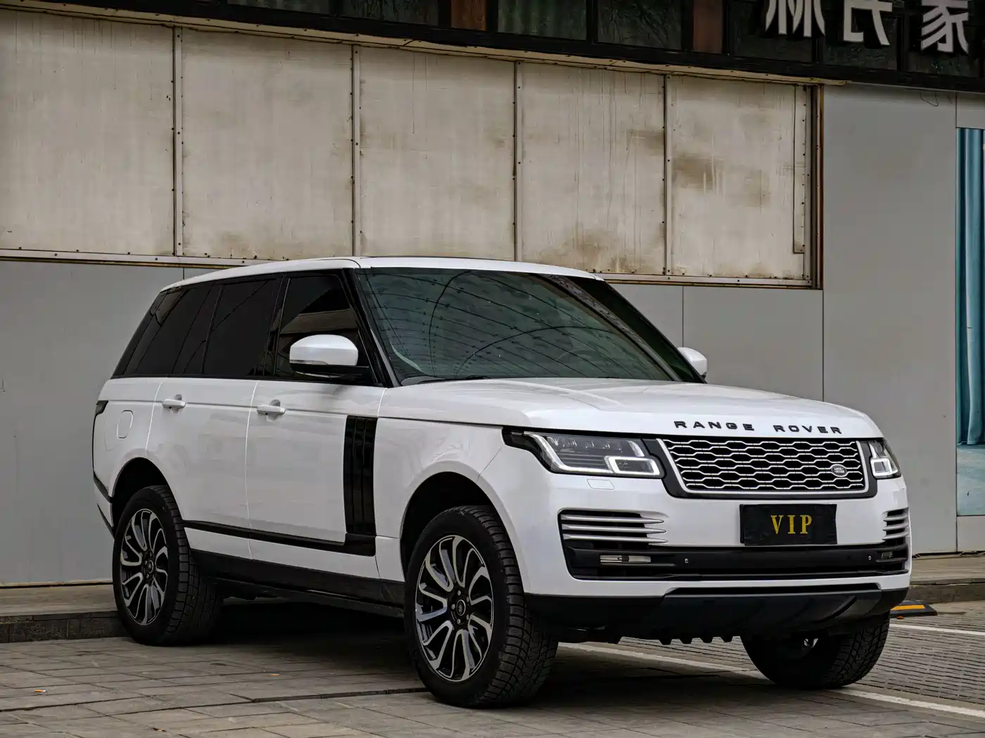 Land Rover Range Rover 2015 3.0 SC V6 Vogue фото 3