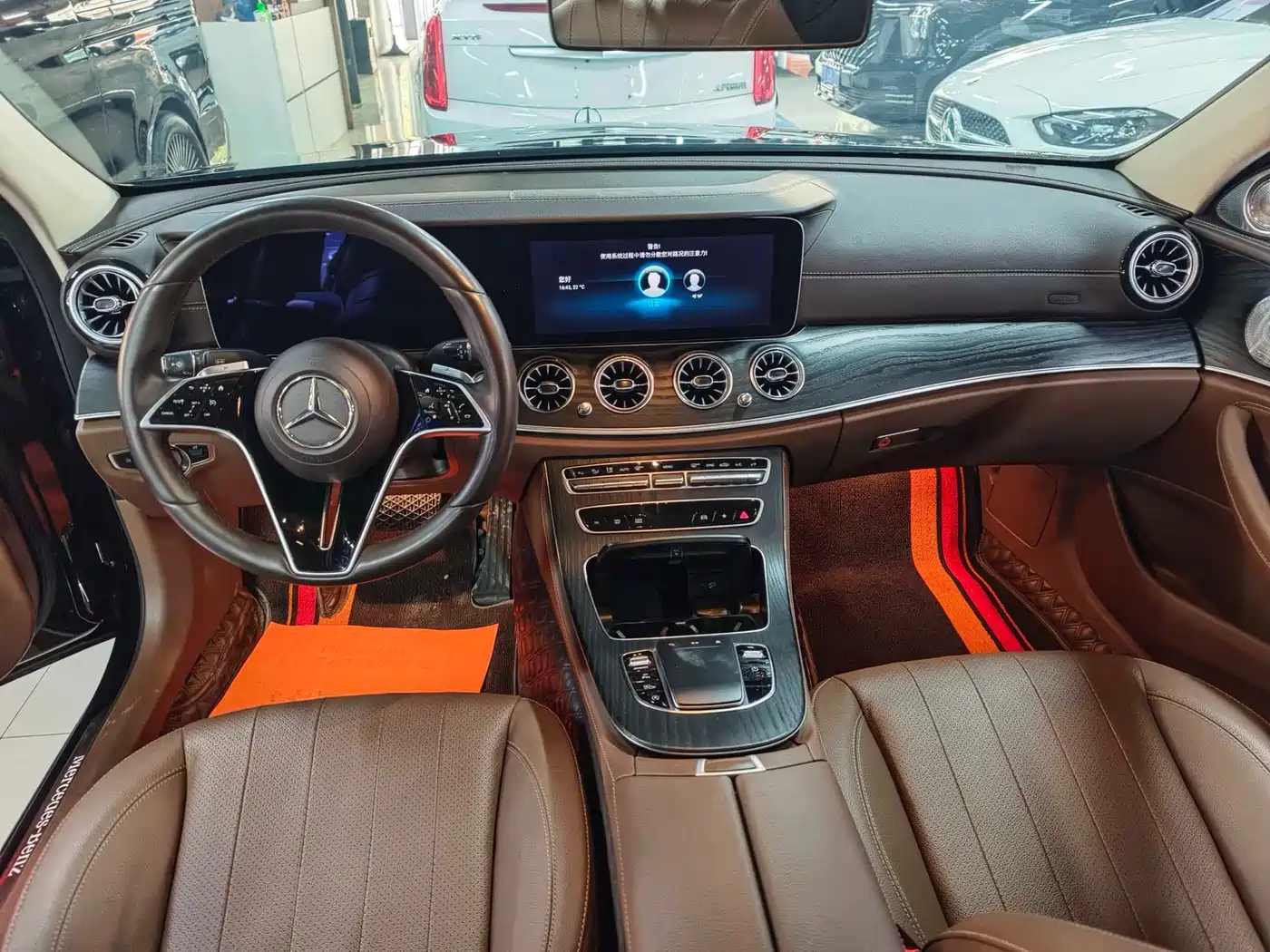 Mercedes-Benz E-Class 2023 E 300 L Fashion фото 9