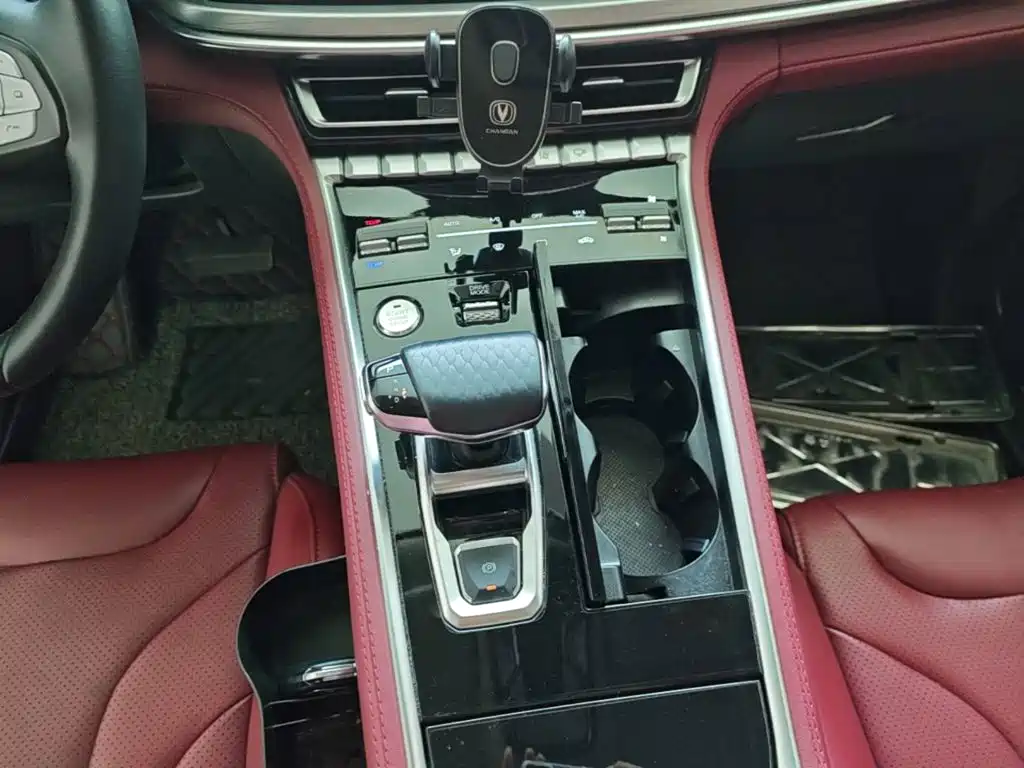 Changan CS85 COUPE 2021 2021 1.5T DCT Luxury
