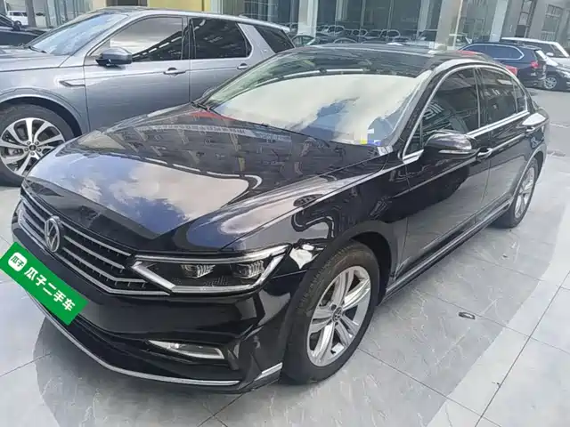 Volkswagen Magotan 2025