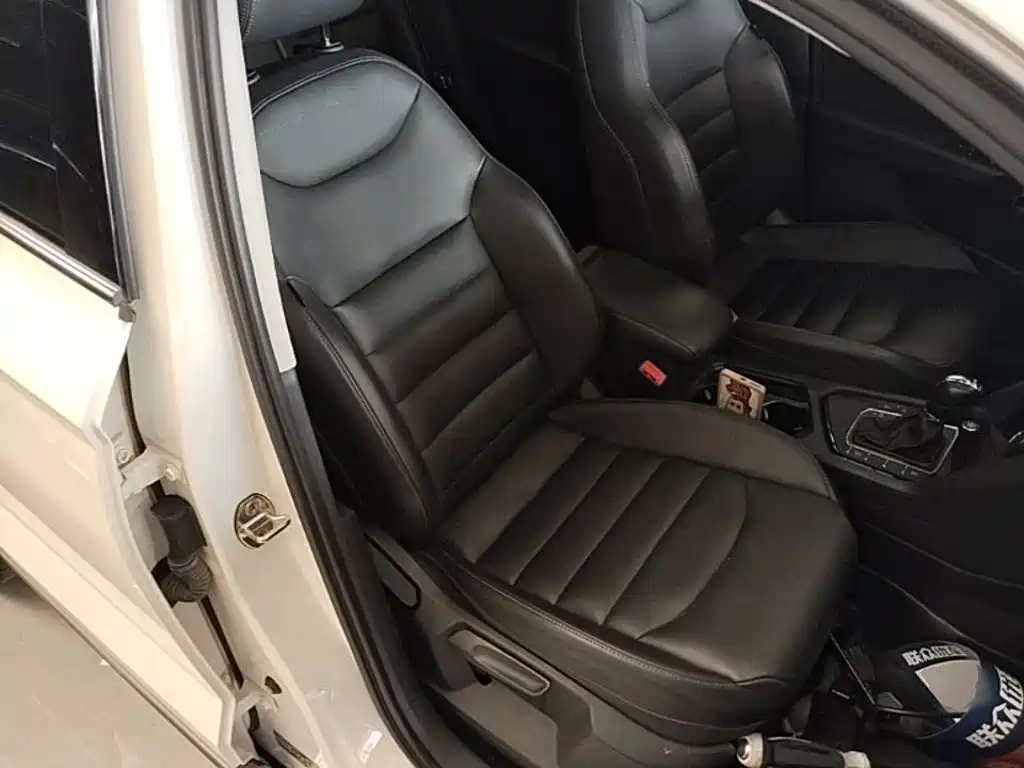 Volkswagen Tharu 2019 2019 330TSI AWD Luxury Edition China VI