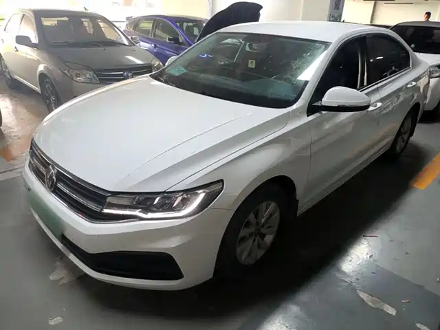 Volkswagen Bora 2021