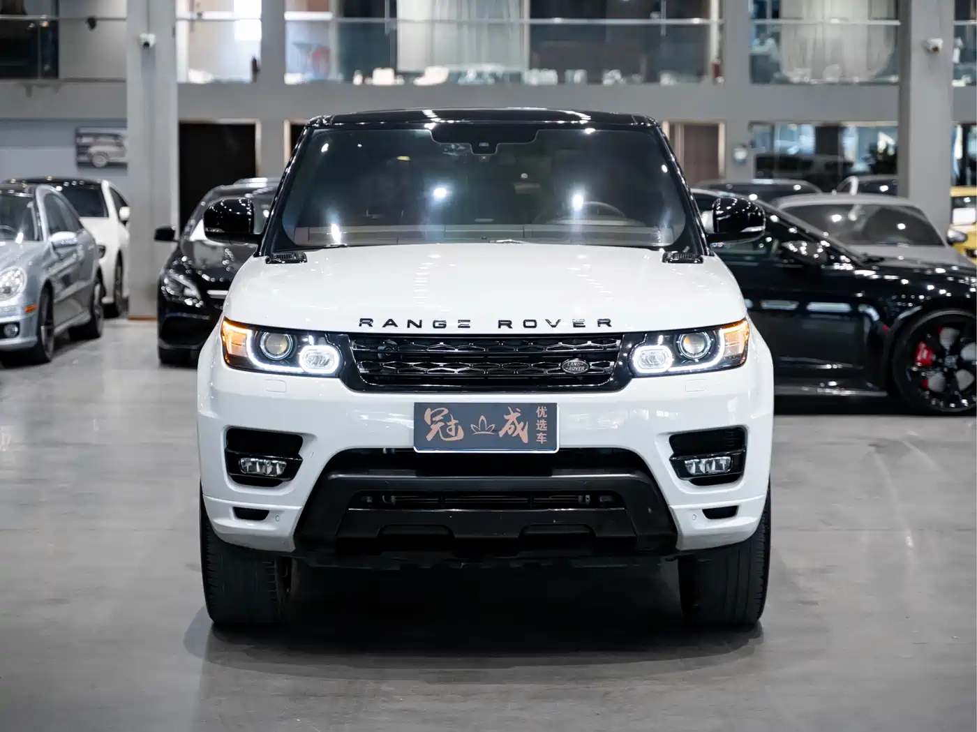 Land Rover Range Rover Sport 2016 3.0 SC V6 HST фото 2