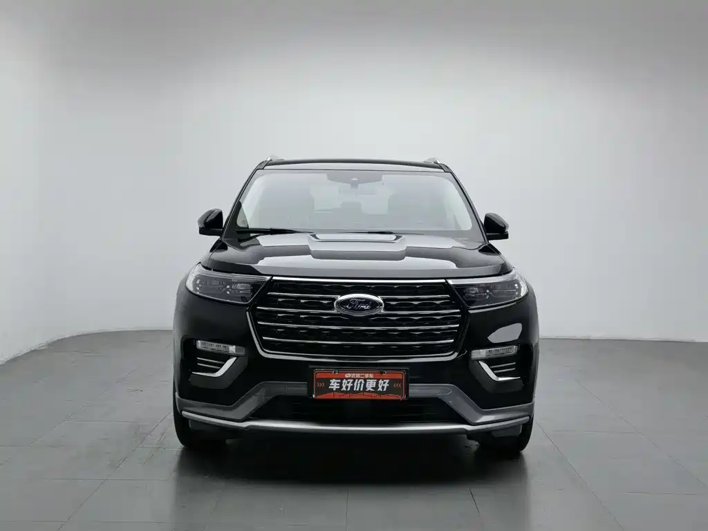 Фото 3 - Ford Explorer