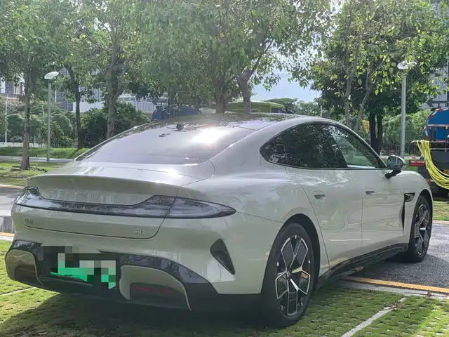 Xiaomi Auto Xiaomi SU7 2024 RWD Long Range Intelligent Driving Edition — фото 3