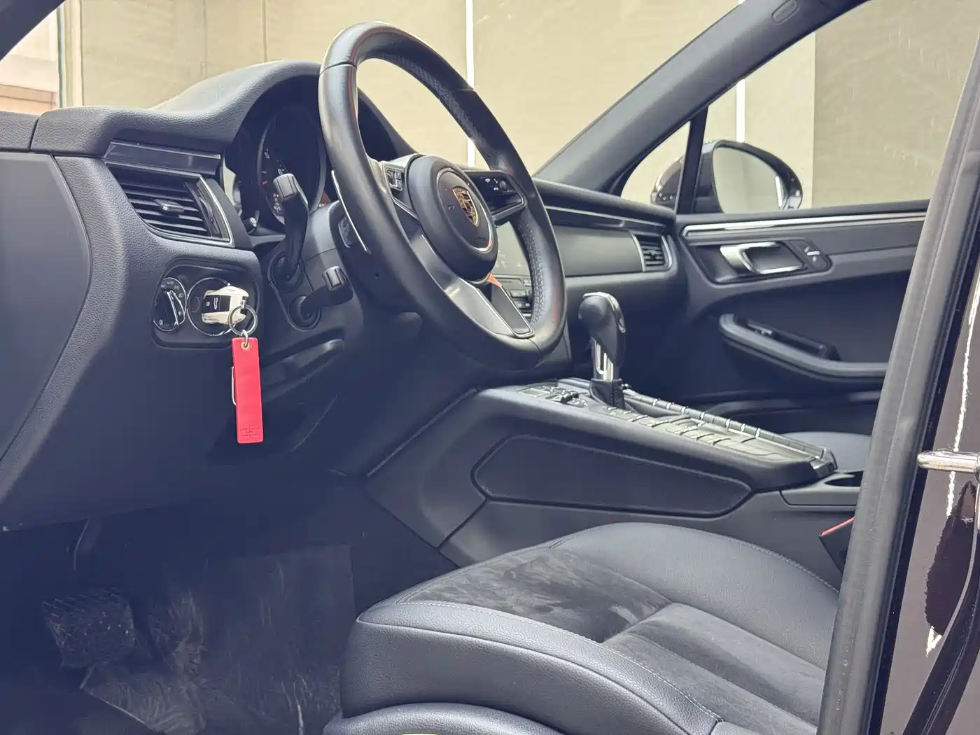Porsche Macan 2017 Macan 2.0T фото 7