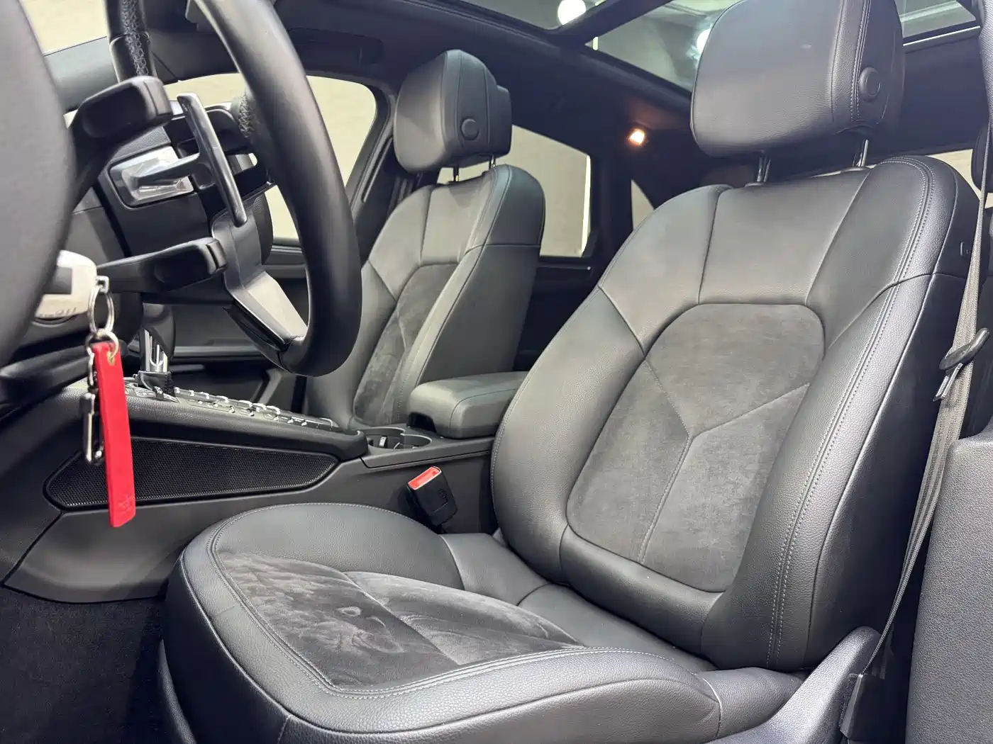 Porsche Macan 2017 Macan 2.0T фото 8