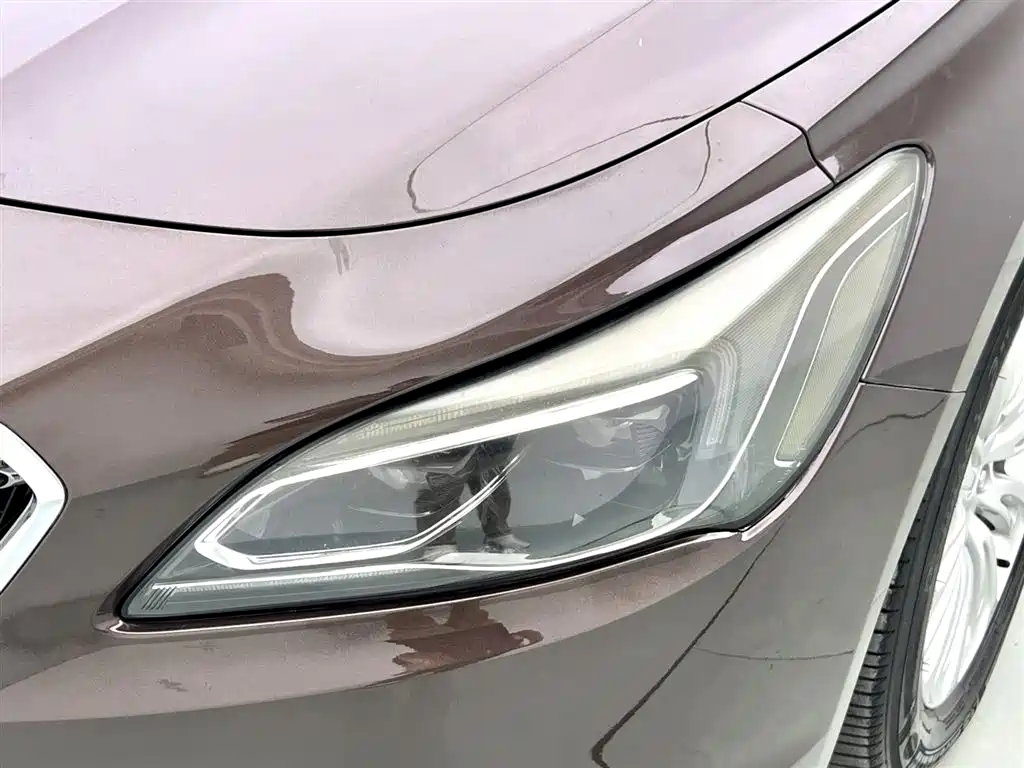 Buick LaCrosse 2018 Model 20T Elite Edition фото 5