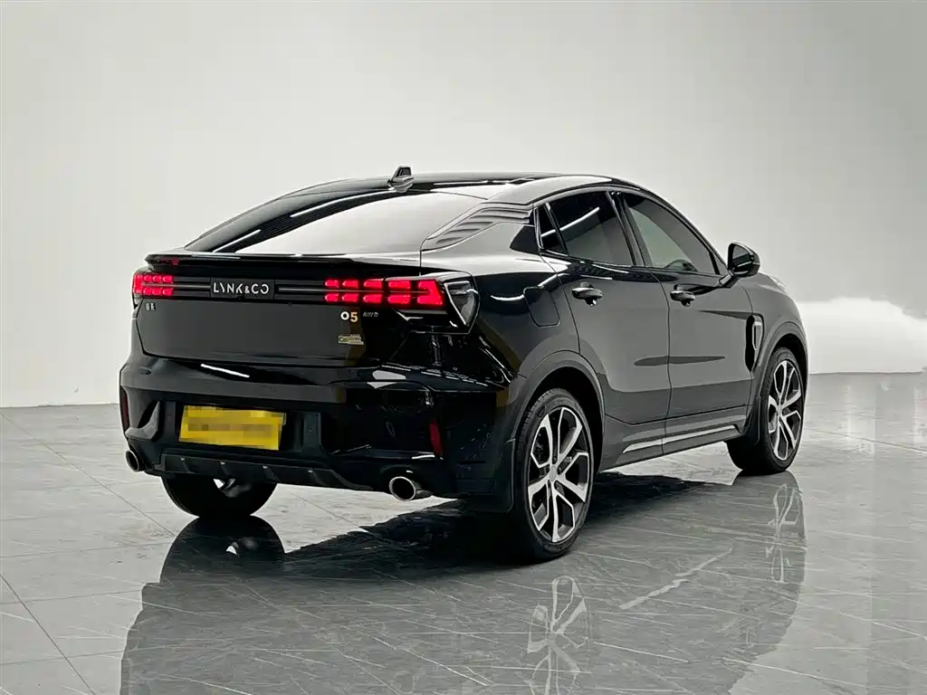 Lynk & Co 05 2020 2.0TD 4WD Halo Edition фото 6