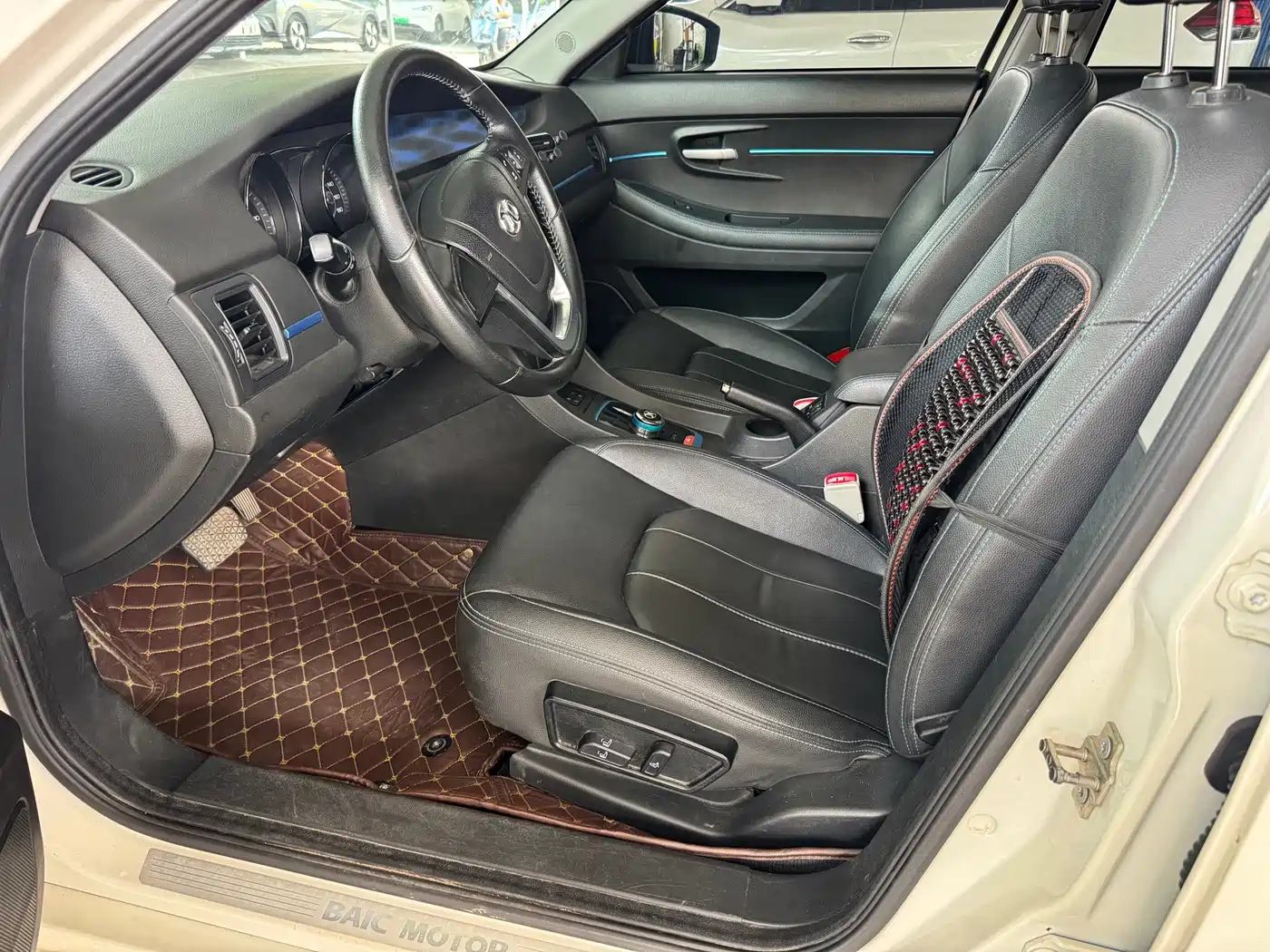 BAIC New Energy BAIC EU Series 2018 2017 EU400 Joy Edition