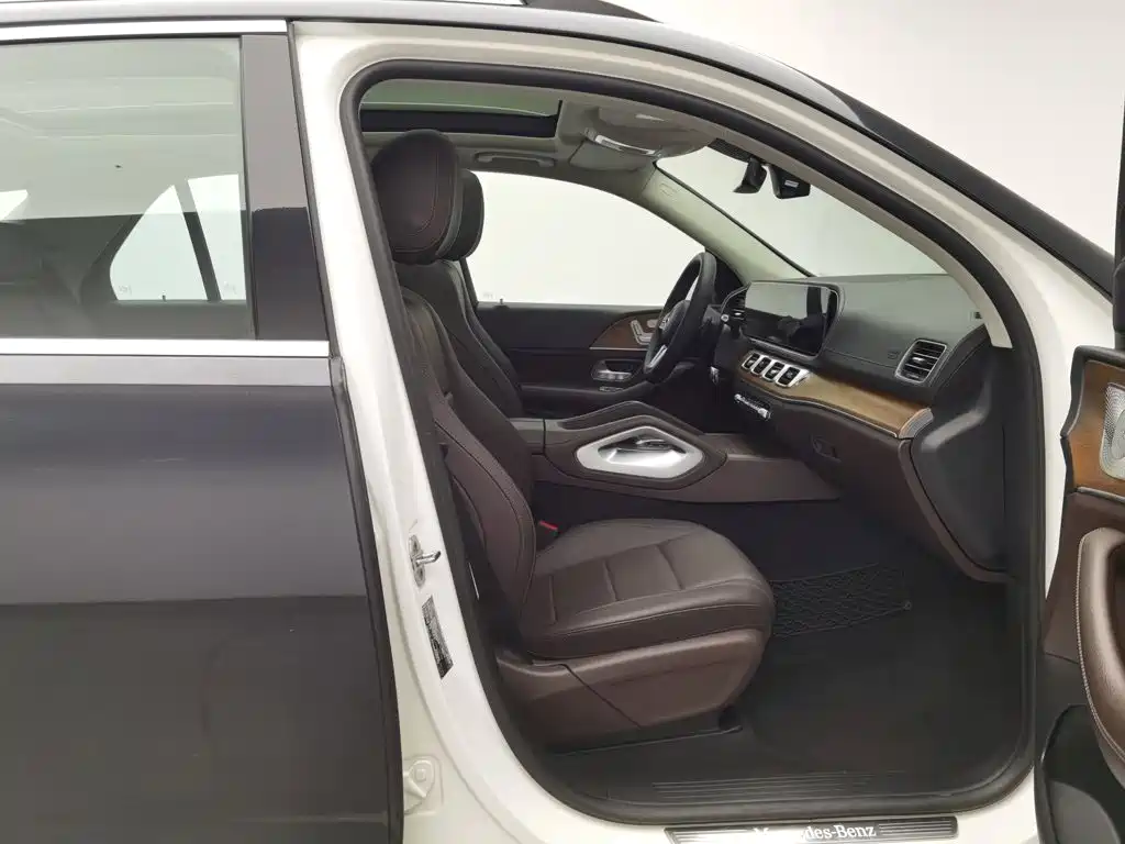 Mercedes-Benz GLE, миниатюра 23