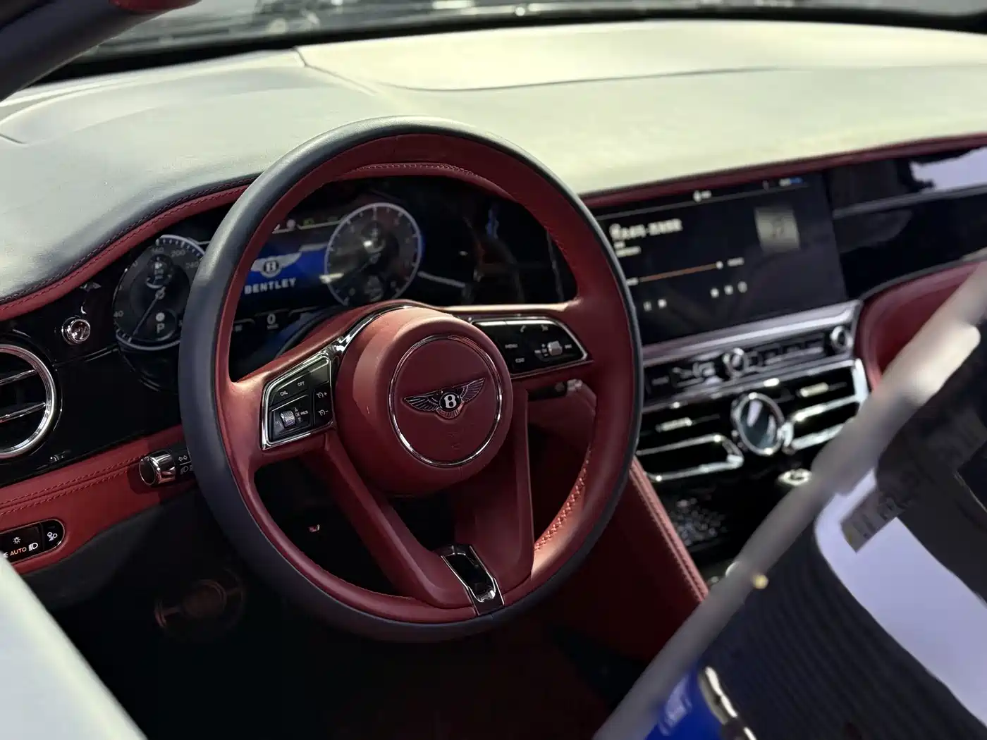 Bentley Flying Spur 2012 6.0T Limited Edition фото 5