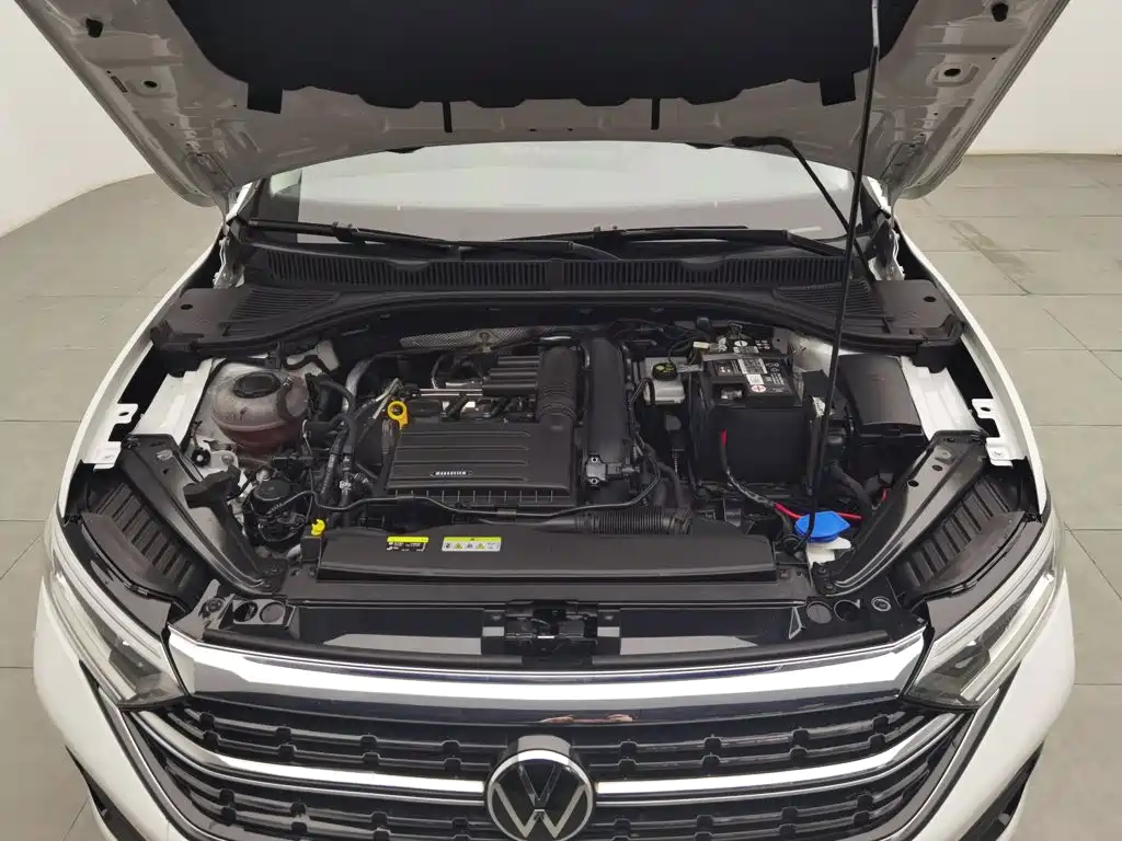 Volkswagen Sagitar, миниатюра 6