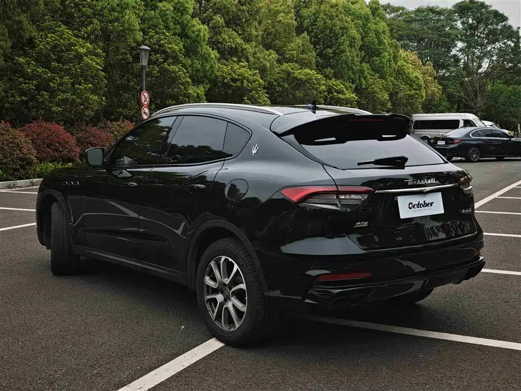 Maserati Levante 2016 3.0T Standard фото 4
