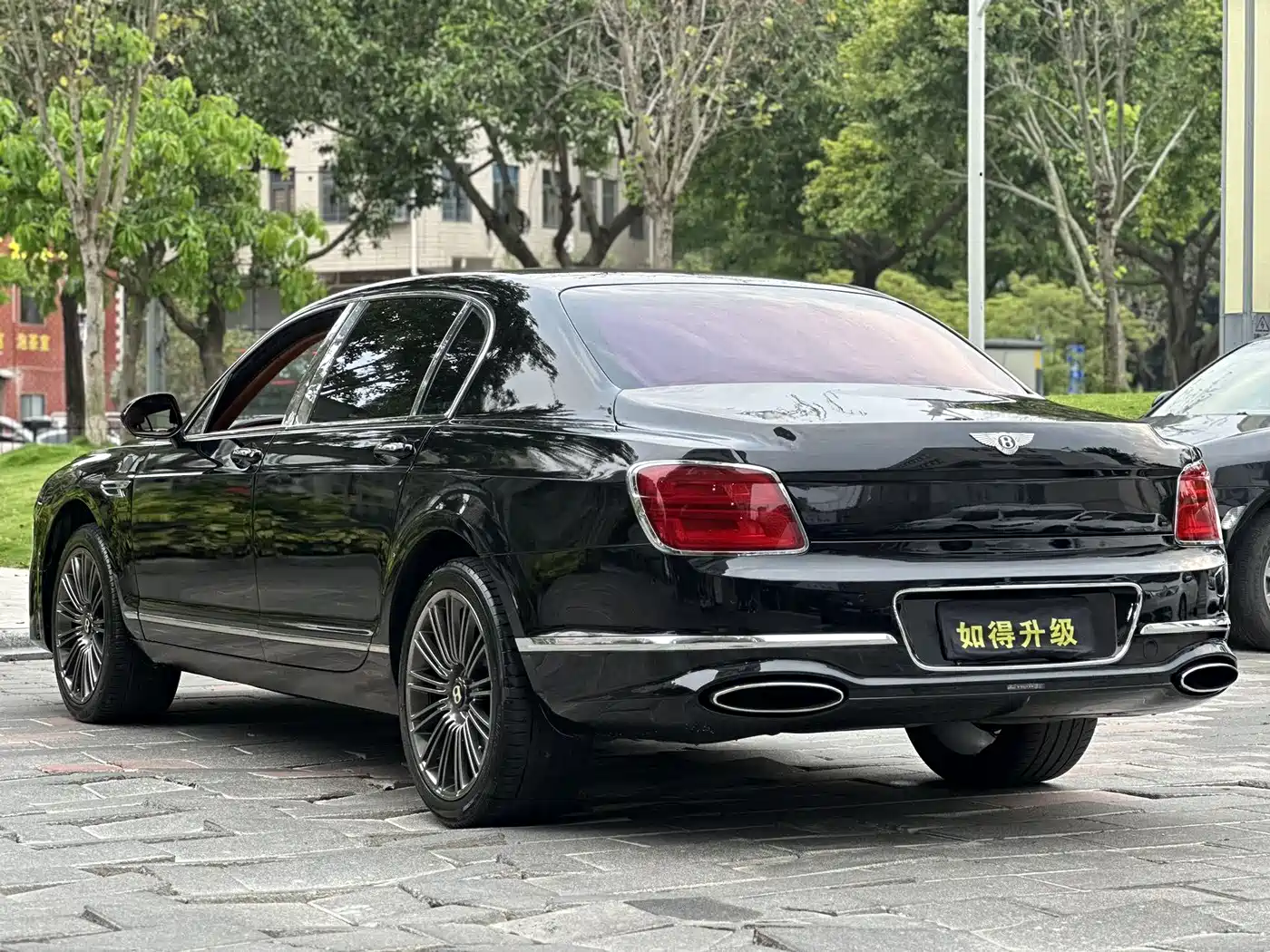 Bentley Flying Spur 2010 6.0T 5-seater Version фото 9