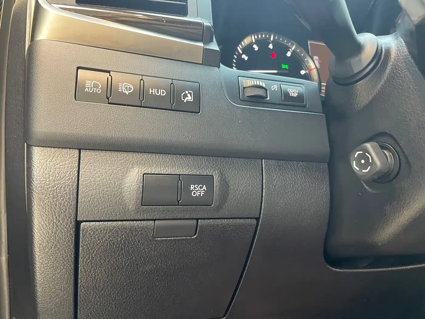 Фото 31 - Lexus LX