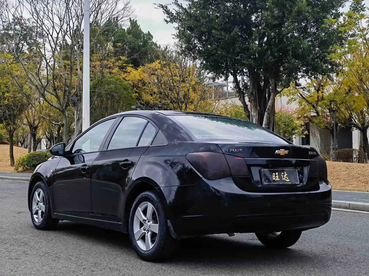 Chevrolet Cruze 2013 1.6L SL Sunroof MT фото 9