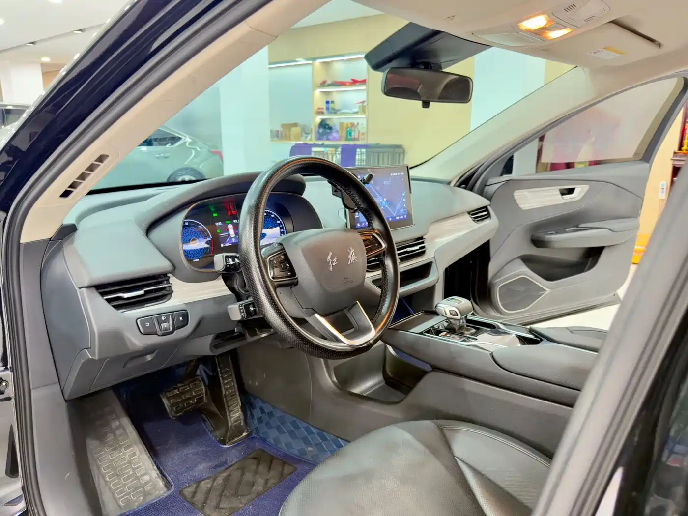 Hongqi E-QM5 2024 560km PLUS фото 4