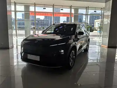 NIO ES8