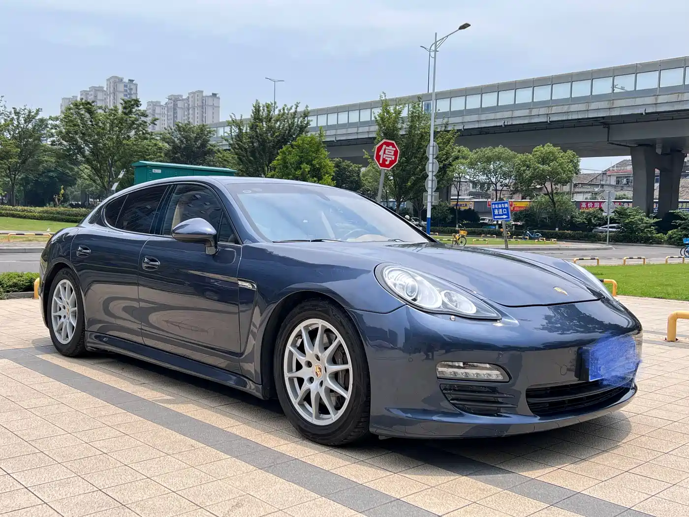Porsche Panamera 2011 2010 Panamera 3.6L