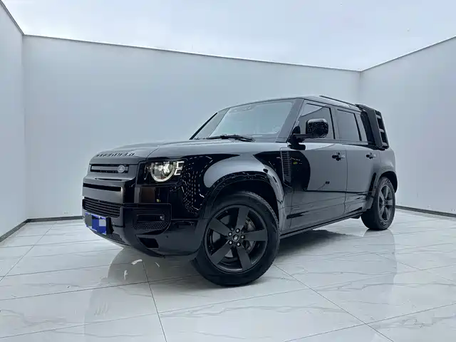 Land Rover Defender 2021