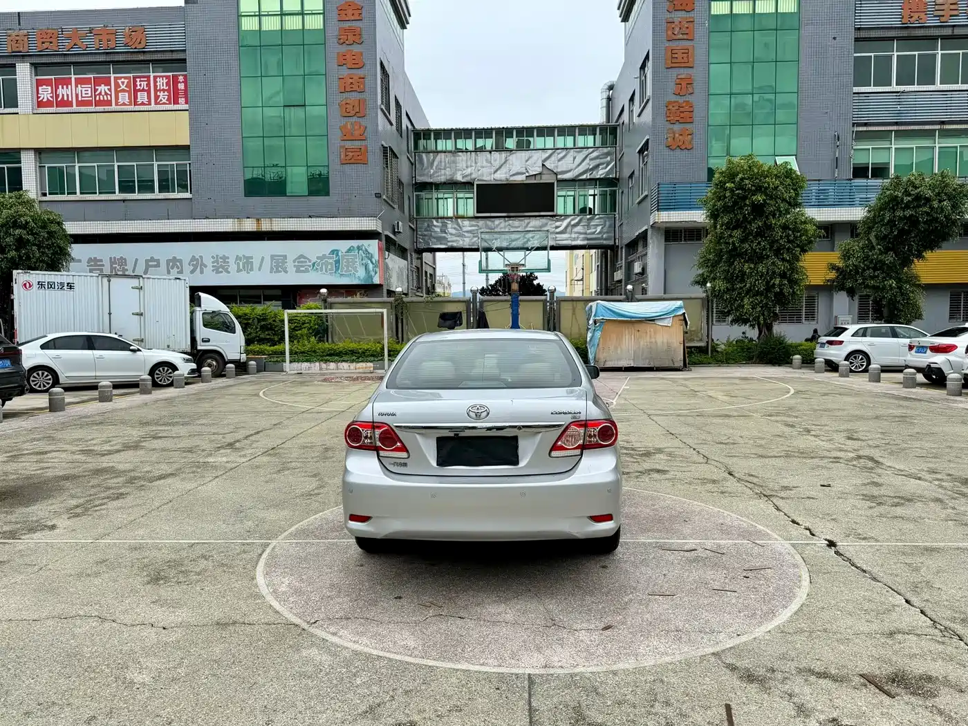 Фото 4 - Toyota Corolla