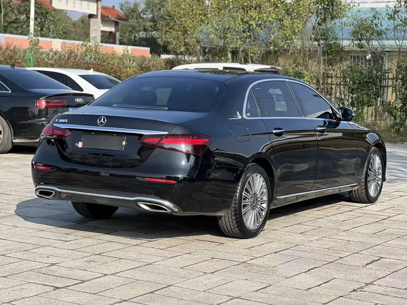  E CLASS