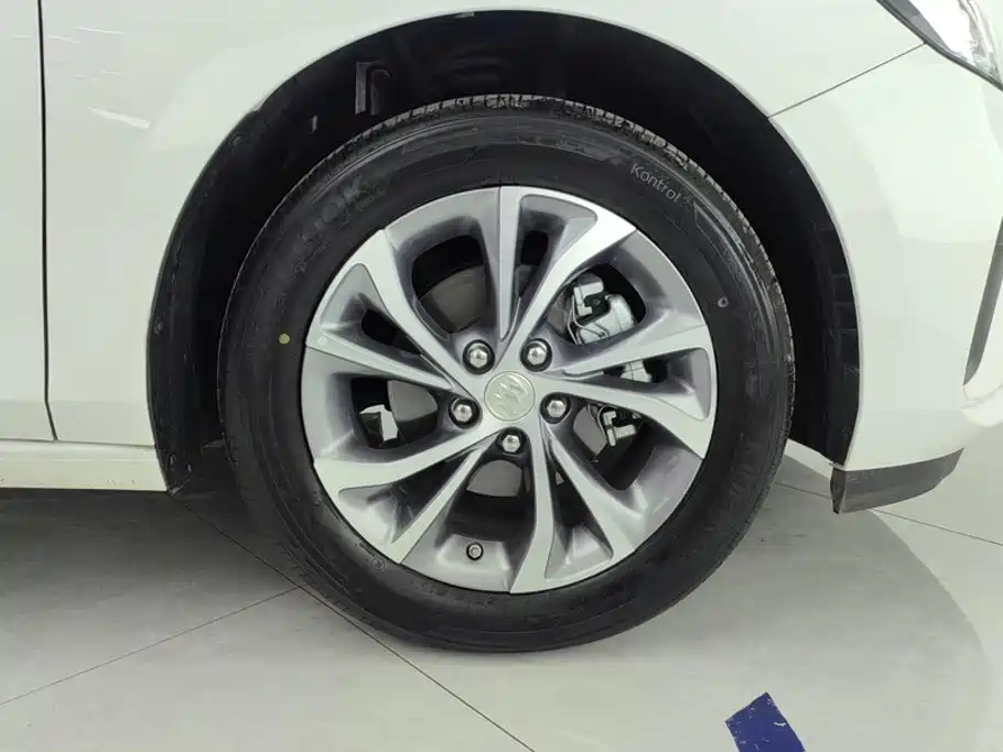 Buick Verano 2025 2023 Pro Joy Edition