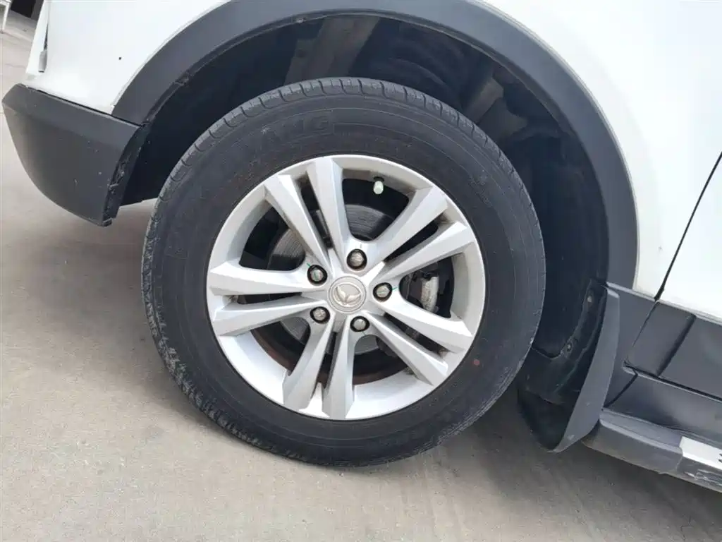 BAIC Huansu S2 2016 2016 1.5L Manual Startup Edition China IV