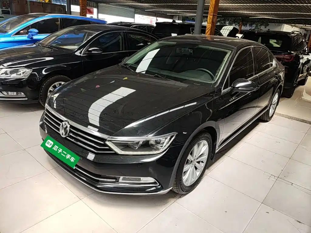 Фото 2 - Volkswagen Magotan
