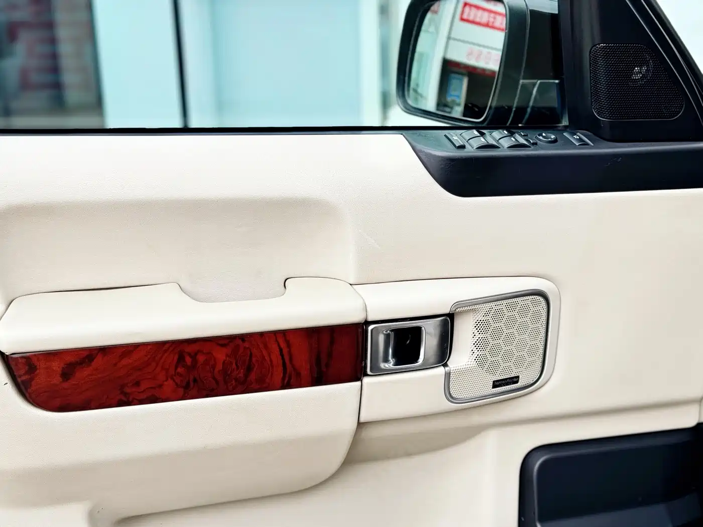 Land Rover Range Rover 2012 5.0 NA V8 фото 18