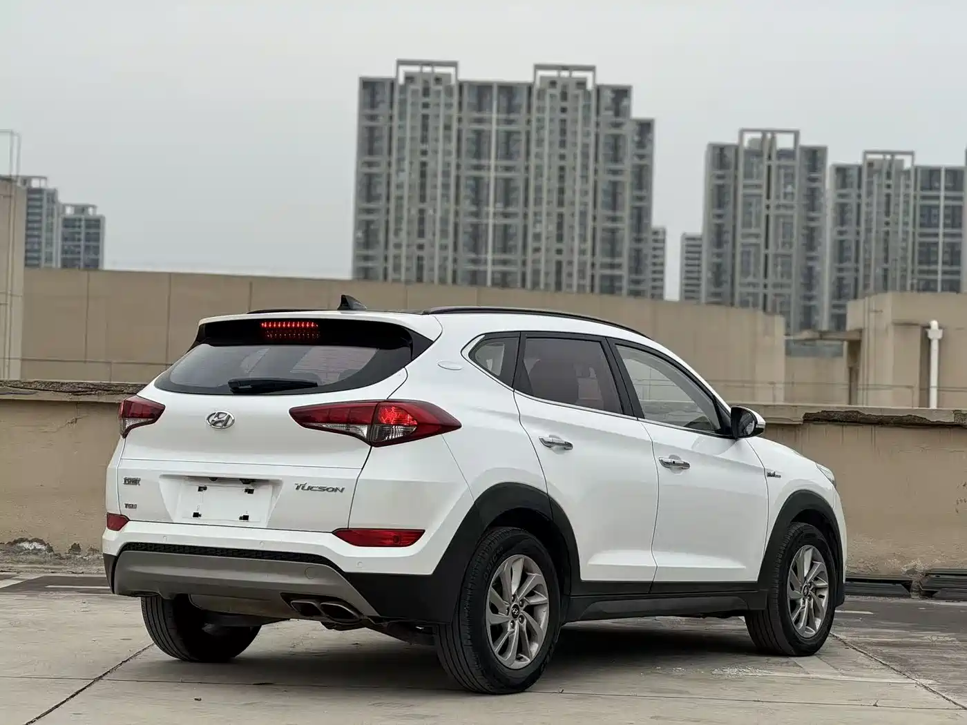 Hyundai Tucson 2018 1.6T DCT 2WD 15th Anniversary Special Edition фото 9